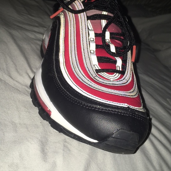 Nike AirMax 97’ - Picture 4 of 5